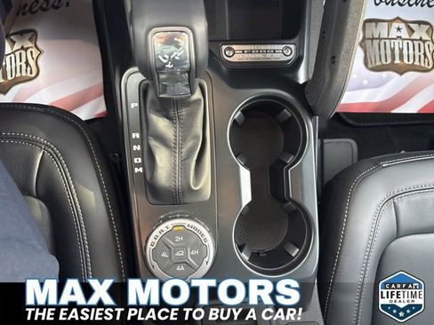 New 2025 Ford Bronco Outer Banks w/ Sasquatch Package image 39