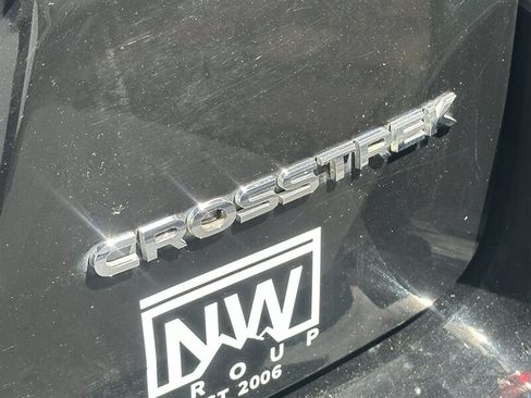 Used 2023 Subaru Crosstrek 2.0i Premium AWD/4WD image 31