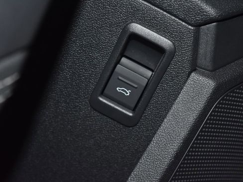 Certified 2025 Audi A3 2.0T Premium w/ Convenience Package image 7