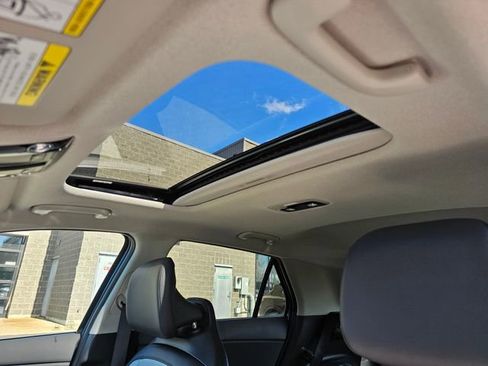 New 2026 Kia Niro SX Touring FWD image 19