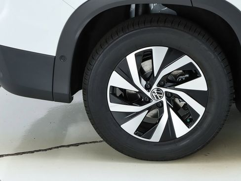 New 2026 Volkswagen Tiguan S image 50