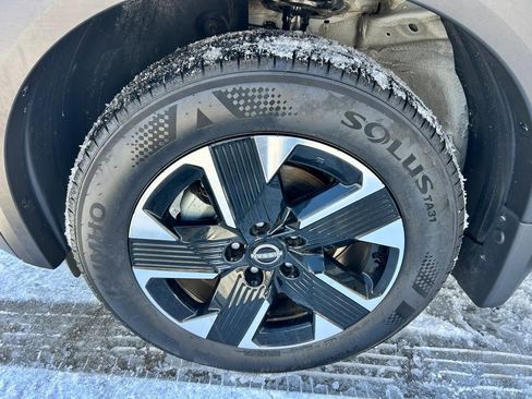 Used 2025 Nissan Kicks SV image 42