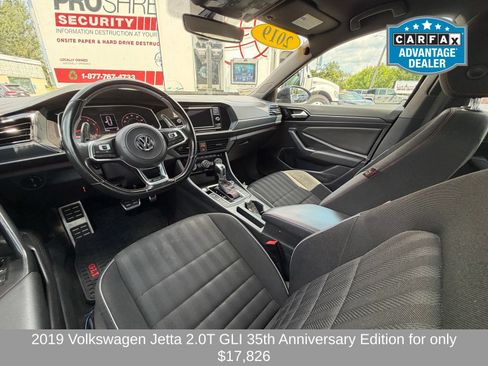 Used 2019 Volkswagen Jetta GLI FWD image 9