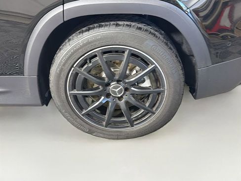 Used 2025 Mercedes-Benz GLB 35 AMG 4MATIC image 34