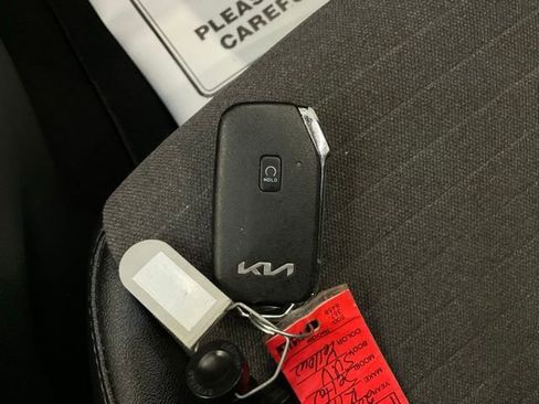 Used 2022 Kia Seltos S FWD image 27
