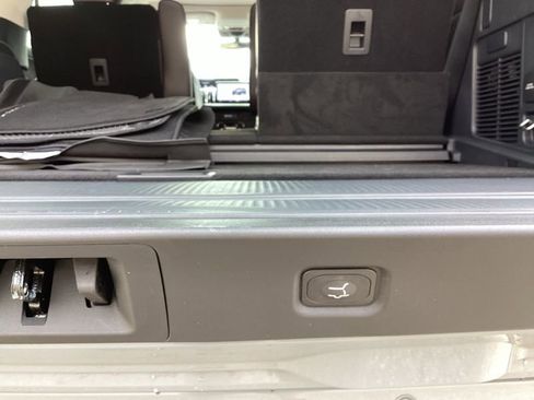 New 2026 Ford Expedition Platinum w/ Platinum Ultimate Package image 18