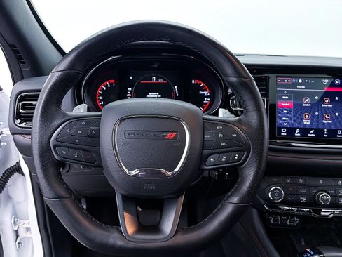 Used 2025 Dodge Durango GT AWD/4WD image 32