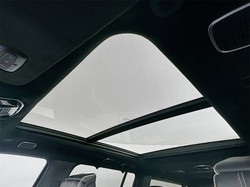 Used 2023 Jeep Grand Wagoneer L Series III w/ Rear Seat Video Group 1 image 21