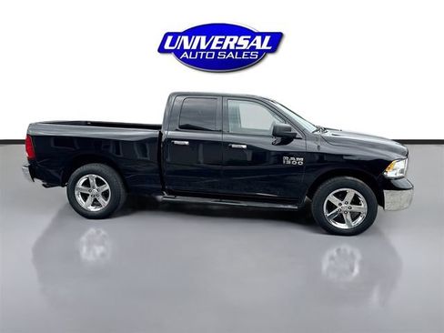 Used 2016 RAM 1500 Classic SLT AWD/4WD image 8