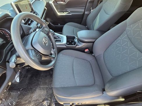 Used 2023 Toyota RAV4 XLE image 14