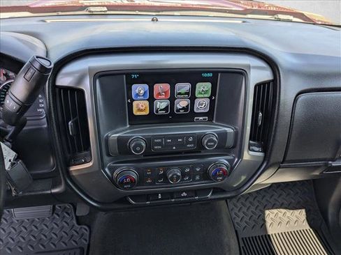 Used 2018 Chevrolet Silverado 1500 LT w/ LT Eassist Package AWD/4WD image 13