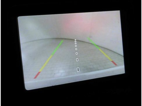 Used 2021 Jeep Renegade Latitude FWD image 16