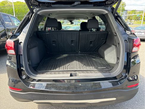 Certified 2024 Chevrolet Equinox LT w/ LPO, Floor Liner Package FWD image 24