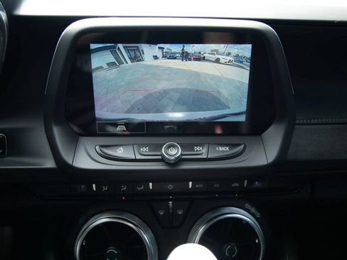 Used 2021 Chevrolet Camaro LT w/ Technology Package RWD image 33