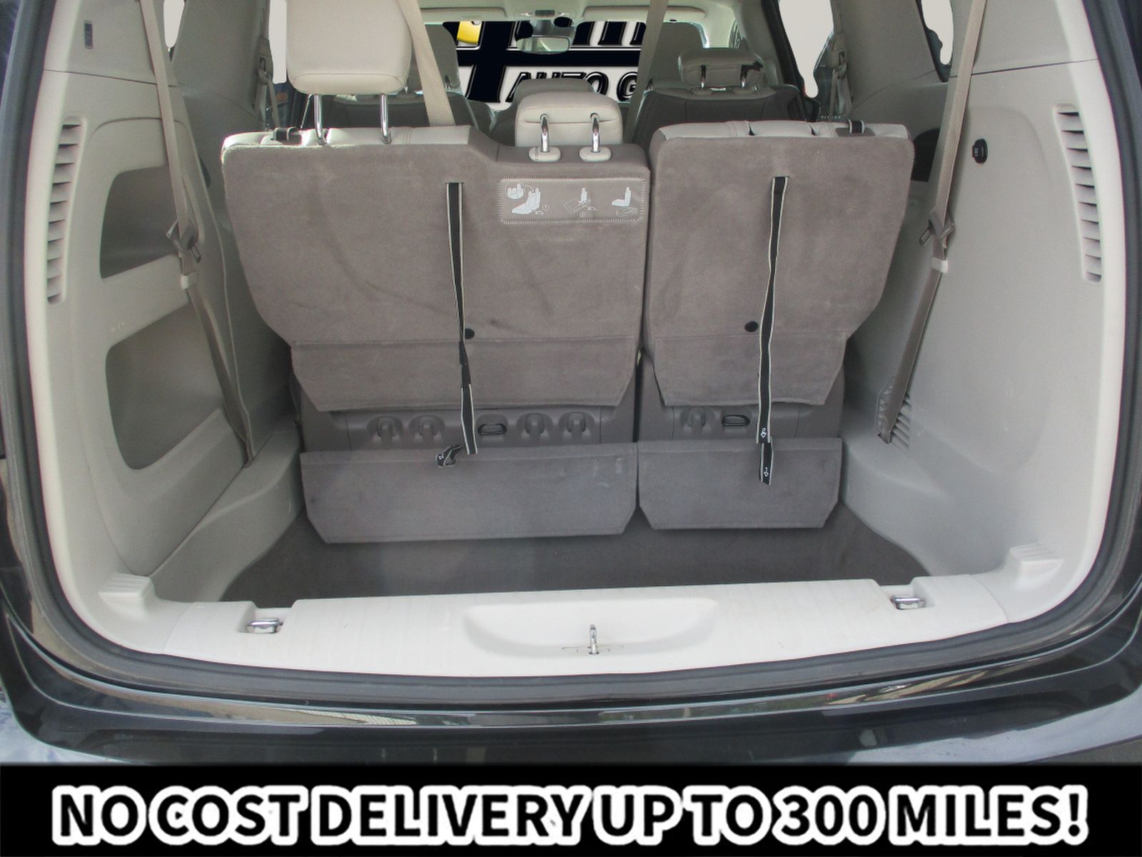 Used 2018 Chrysler Pacifica Touring-L Plus w/ Advanced Safetytec Group FWD image 12