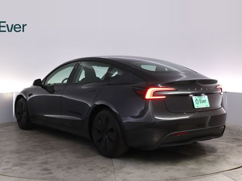 Used 2025 Tesla Model 3 Long Range RWD image 16