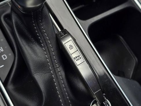 Used 2024 Kia Telluride S FWD image 34