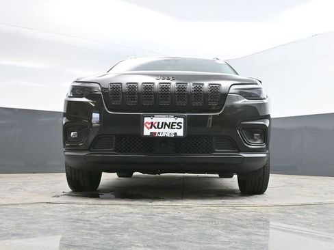 Used 2021 Jeep Cherokee Latitude Plus AWD/4WD image 45