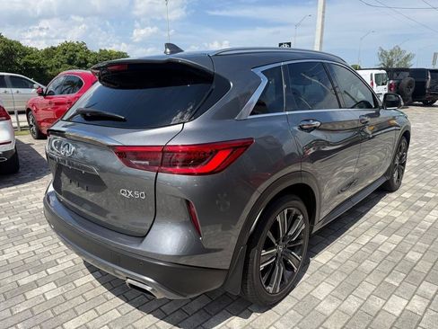 Used 2021 INFINITI QX50 Luxe w/ Appearance Package AWD/4WD image 9