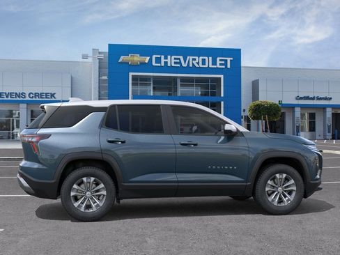 New 2026 Chevrolet Equinox LT w/ Safety and Technology Package FWD image 3