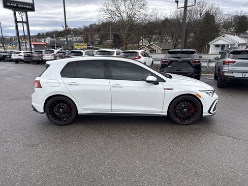 Used 2023 Volkswagen GTI Autobahn image 2