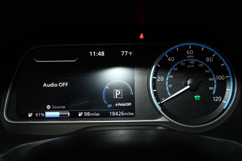 Used 2025 Nissan Leaf S FWD image 10
