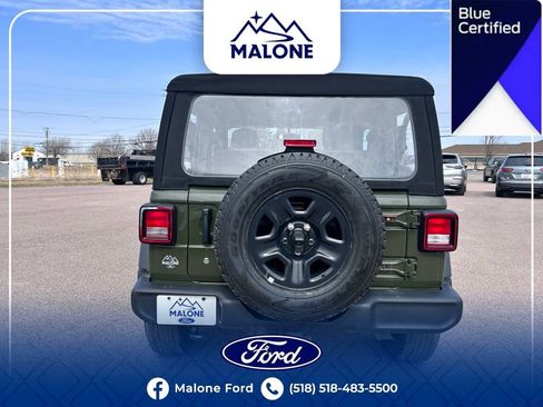 Used 2024 Jeep Wrangler Sport AWD/4WD image 4
