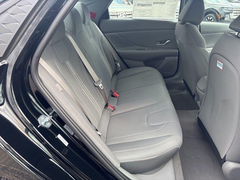 New 2026 Hyundai Elantra Sport FWD image 32
