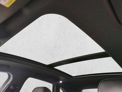 New 2026 Porsche Macan S image 28