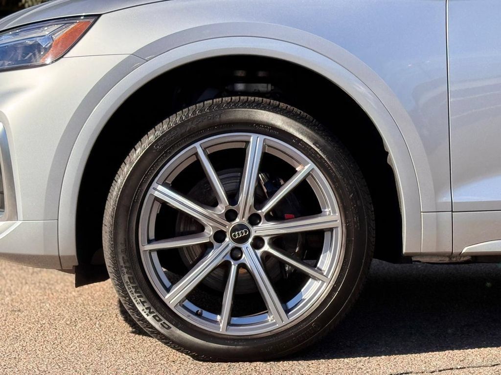 Used 2023 Audi SQ5 Premium Plus w/ Premium Plus Package AWD/4WD image 11