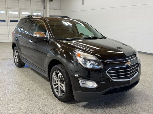 Used 2017 Chevrolet Equinox Premier w/ Enhanced Convenience Package image 6