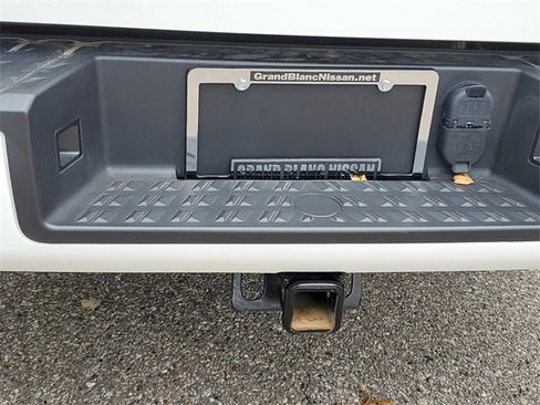 Certified 2024 Nissan Titan SV w/ SV Convenience Package image 30