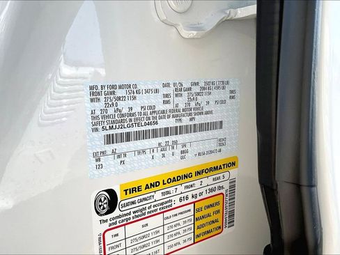 New 2026 Lincoln Navigator Reserve image 8