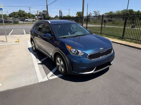 Used 2019 Kia Niro LX FWD image 10