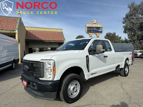 Used 2023 Ford F250 XL image 2