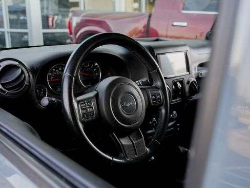 Used 2014 Jeep Wrangler Unlimited Sport w/ Quick Order Package 23S AWD/4WD image 28