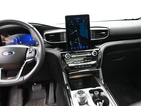 Used 2023 Ford Explorer ST w/ Equipment Group 401A image 19