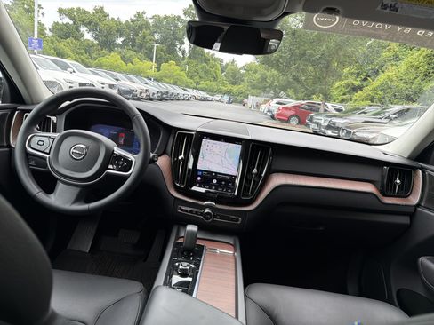 Used 2023 Volvo XC60 B5 Plus w/ Protection Package Premier FWD image 31