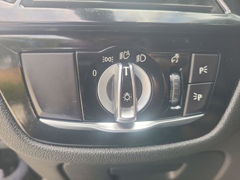 Used 2019 BMW 530i RWD image 13