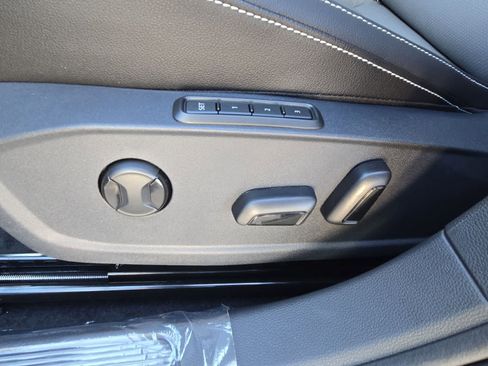 New 2026 Volkswagen Jetta SEL image 18