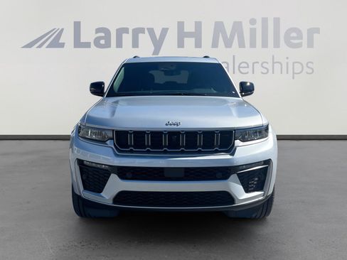 New 2026 Jeep Grand Cherokee Limited image 8