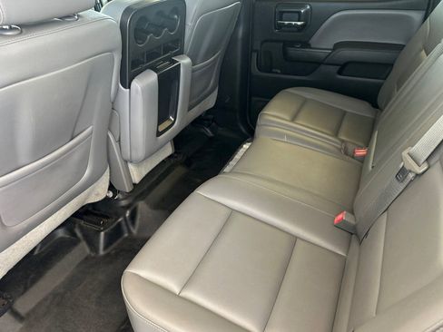 Used 2015 Chevrolet Silverado 2500 W/T AWD/4WD image 12