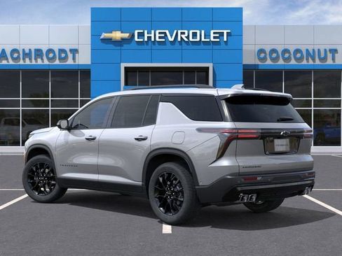 New 2026 Chevrolet Traverse LT w/ Midnight/Sport Edition image 3