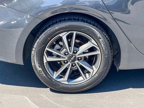 Used 2024 Kia Forte LXS FWD image 10