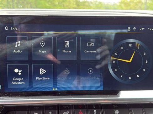 Used 2023 Chevrolet Silverado 1500 RST AWD/4WD image 19