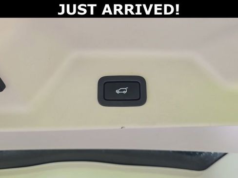 Used 2018 Land Rover Range Rover HSE AWD/4WD image 9