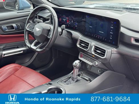 Used 2024 Ford Mustang GT Premium image 7