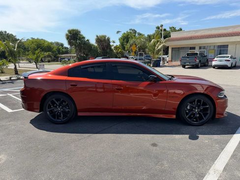 Used 2021 Dodge Charger R/T w/ Blacktop Package RWD image 4