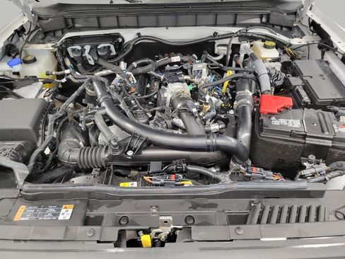 Used 2023 Ford Bronco Black Diamond AWD/4WD image 9