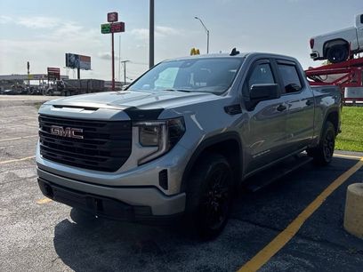 Used 2024 GMC Sierra 1500 Pro w/ Graphite Edition